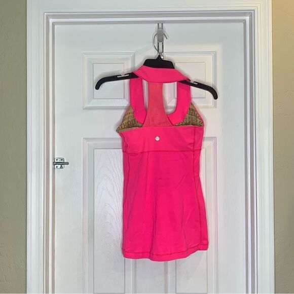 Lululemon Scoop Neck Tank in Hot Pink Size 6 - Picture 5 of 8